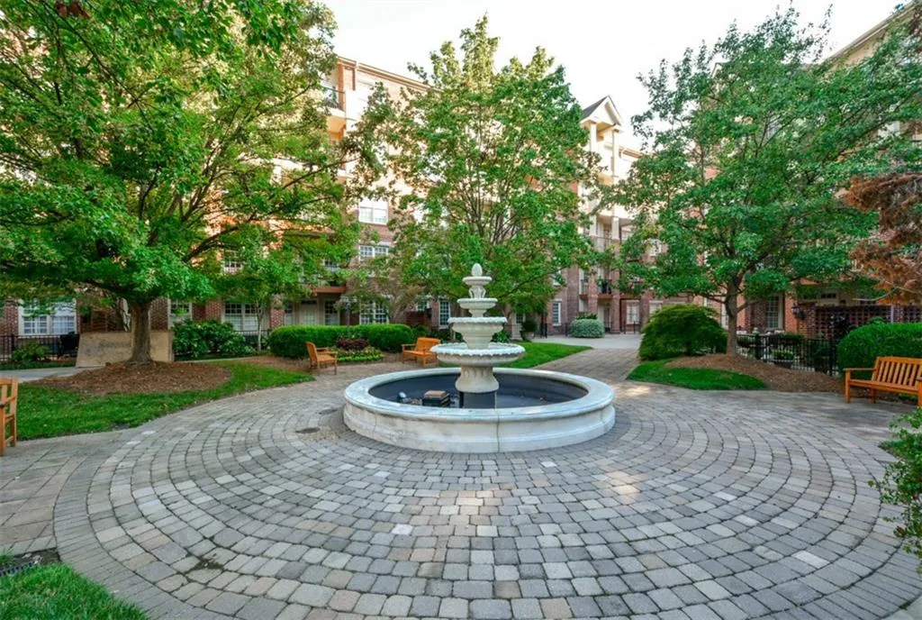 1735 Peachtree Street Ne Unit 321, Atlanta, Georgia 30309, 2 Bedrooms Bedrooms, ,2 BathroomsBathrooms,Residential,Sold,1735 Peachtree Street Ne Unit 321,5739664
