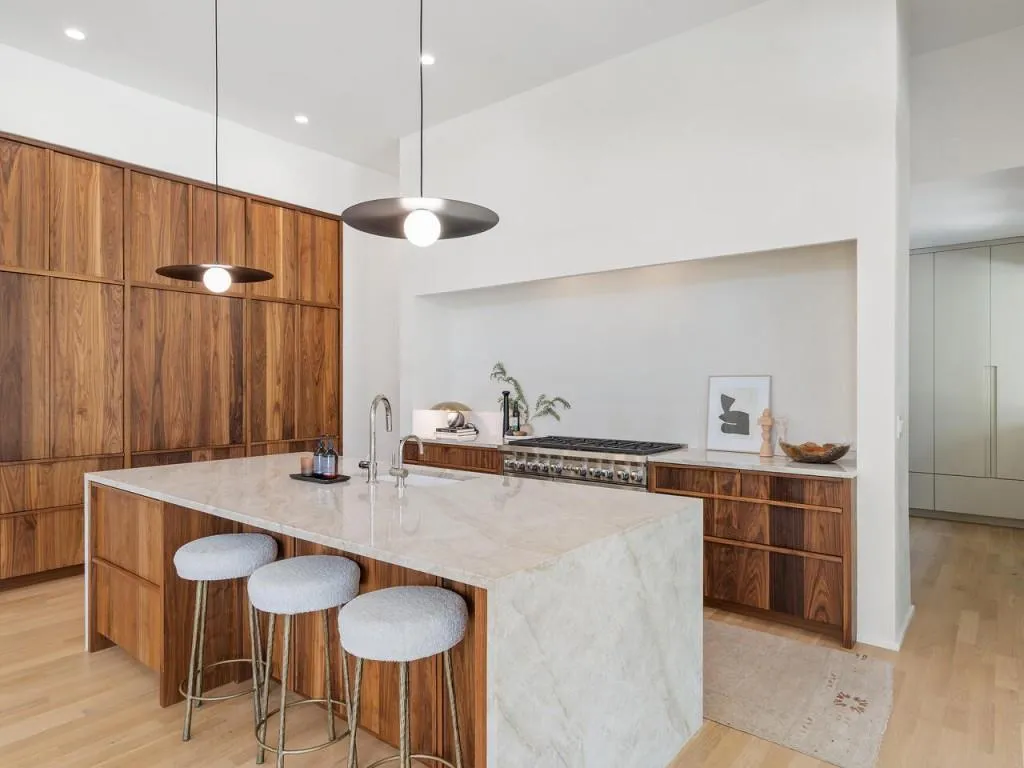 222 Pine Lake Drive, Atlanta, Georgia 30327, 5 Bedrooms Bedrooms, ,5 BathroomsBathrooms,Residential,Sold,222 Pine Lake Drive,7363550