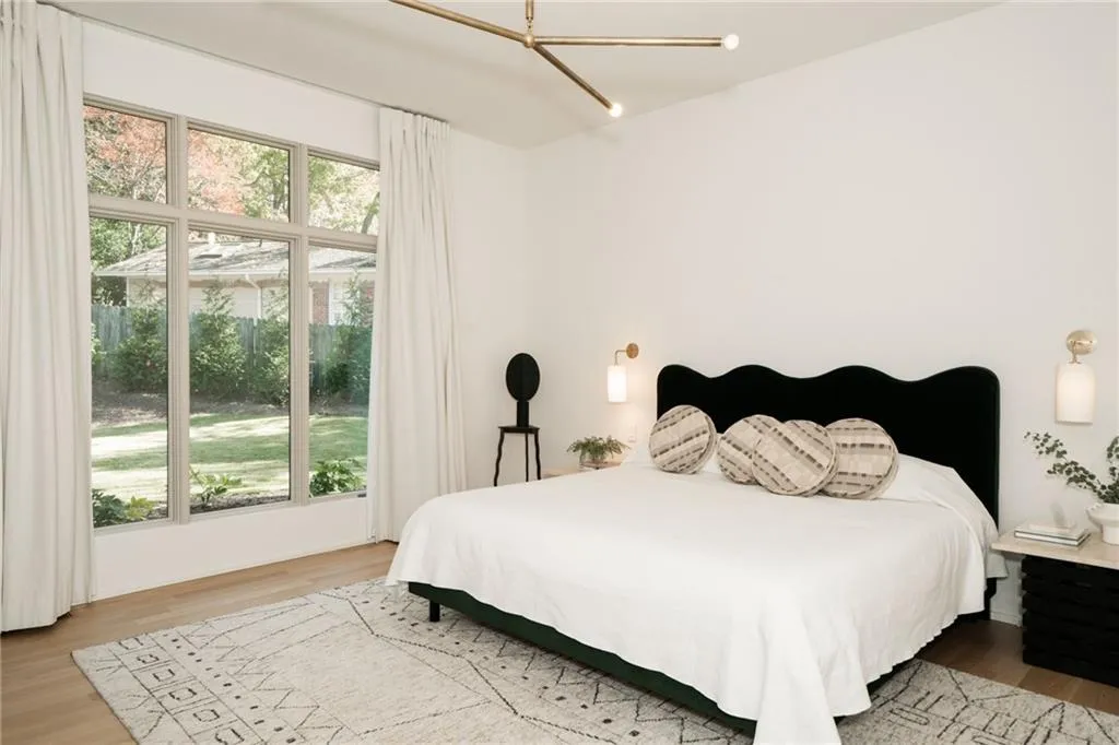 222 Pine Lake Drive, Atlanta, Georgia 30327, 5 Bedrooms Bedrooms, ,5 BathroomsBathrooms,Residential,Sold,222 Pine Lake Drive,7363550