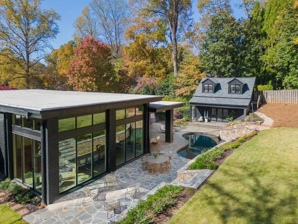 222 Pine Lake Drive, Atlanta, Georgia 30327, 5 Bedrooms Bedrooms, ,5 BathroomsBathrooms,Residential,Sold,222 Pine Lake Drive,7363550