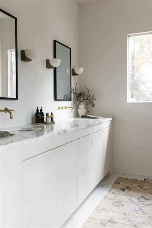 222 Pine Lake Drive, Atlanta, Georgia 30327, 5 Bedrooms Bedrooms, ,5 BathroomsBathrooms,Residential,Sold,222 Pine Lake Drive,7363550