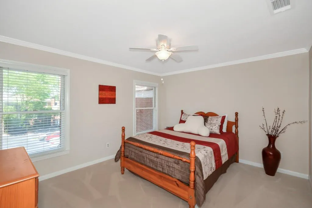 7500 Roswell Road Unit 20, Sandy Springs, Georgia 30350, 2 Bedrooms Bedrooms, ,2 BathroomsBathrooms,Residential,Sold,7500 Roswell Road Unit 20,6537692