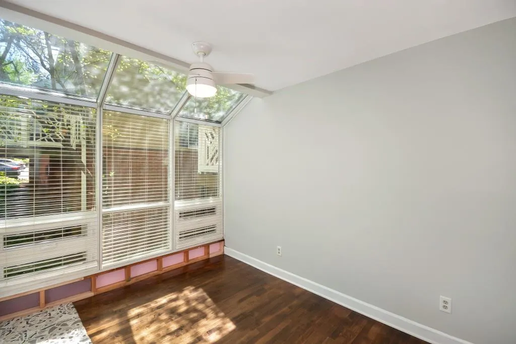 7500 Roswell Road Unit 20, Sandy Springs, Georgia 30350, 2 Bedrooms Bedrooms, ,2 BathroomsBathrooms,Residential,Sold,7500 Roswell Road Unit 20,6537692