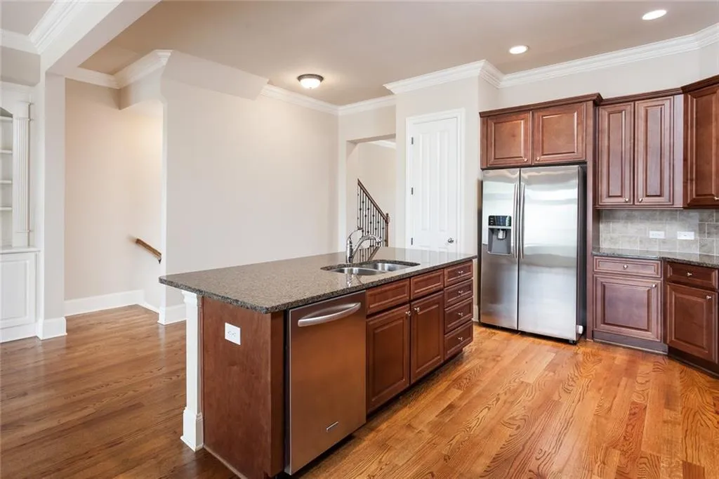 155 Alderwood Hill, Sandy Springs, Georgia 30328, 3 Bedrooms Bedrooms, ,3 BathroomsBathrooms,Residential,Sold,155 Alderwood Hill,5623689