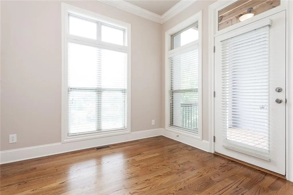 155 Alderwood Hill, Sandy Springs, Georgia 30328, 3 Bedrooms Bedrooms, ,3 BathroomsBathrooms,Residential,Sold,155 Alderwood Hill,5623689