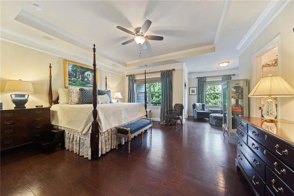 5537 Parkerton Lane, Atlanta, Georgia 30342, 3 Bedrooms Bedrooms, ,3 BathroomsBathrooms,Residential,Sold,5537 Parkerton Lane,6579842