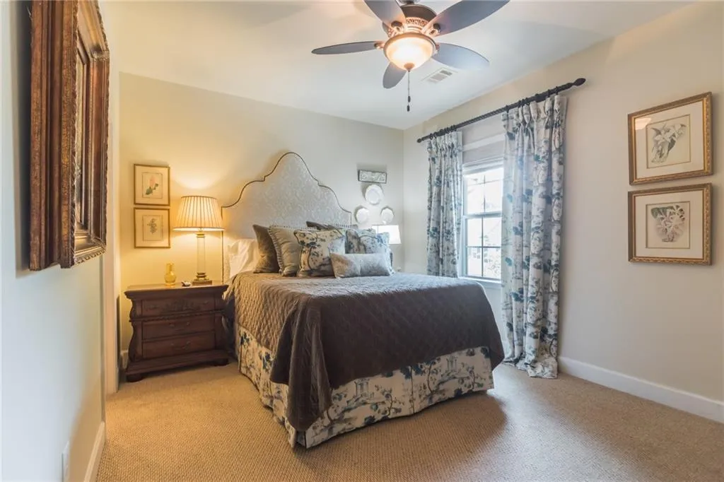 5537 Parkerton Lane, Atlanta, Georgia 30342, 3 Bedrooms Bedrooms, ,3 BathroomsBathrooms,Residential,Sold,5537 Parkerton Lane,6579842