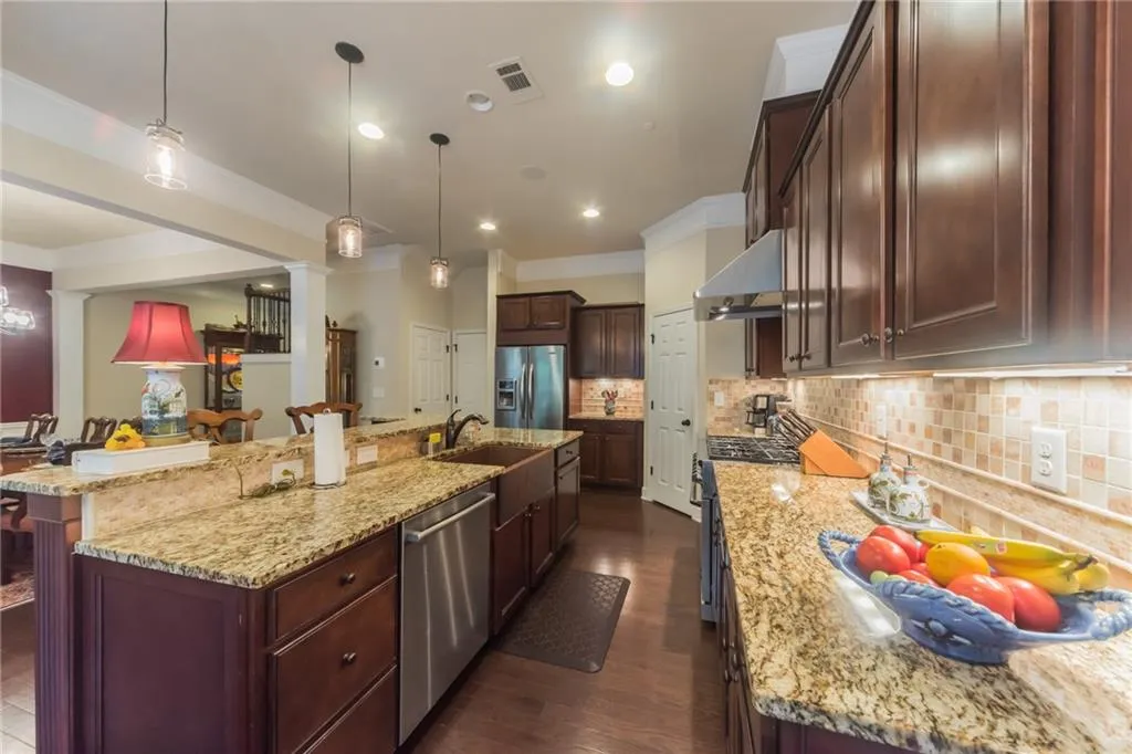 5537 Parkerton Lane, Atlanta, Georgia 30342, 3 Bedrooms Bedrooms, ,3 BathroomsBathrooms,Residential,Sold,5537 Parkerton Lane,6579842