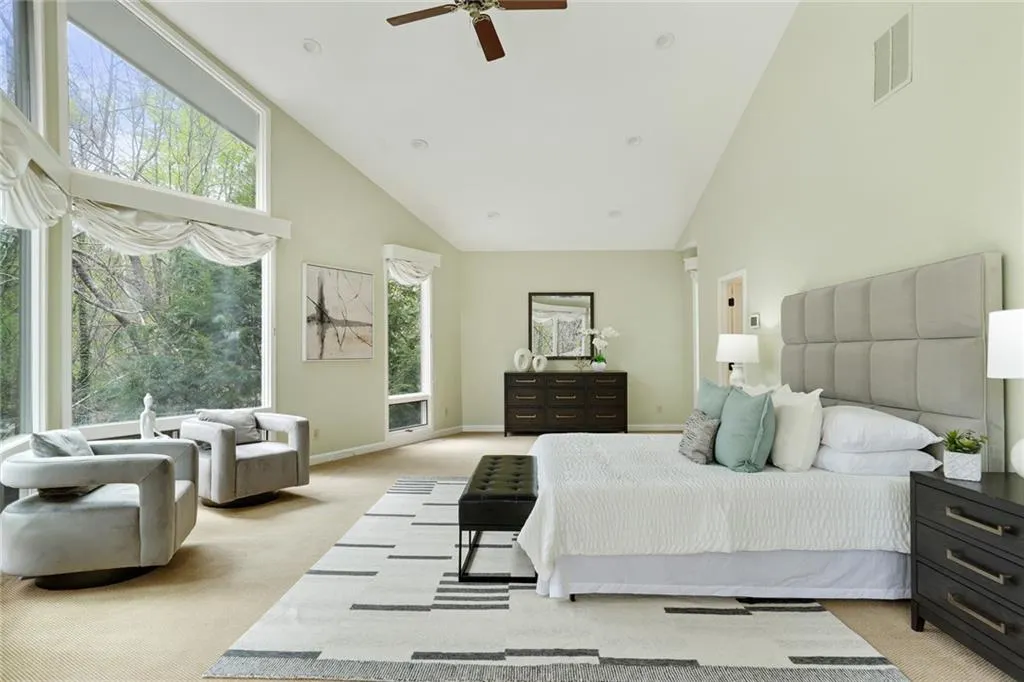 Imagine waking up to this view every day