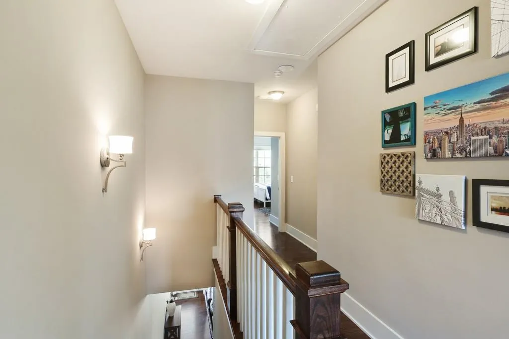 433 Alderwood Street, Sandy Springs, Georgia 30328, 3 Bedrooms Bedrooms, ,3 BathroomsBathrooms,Residential,Sold,433 Alderwood Street,5825984