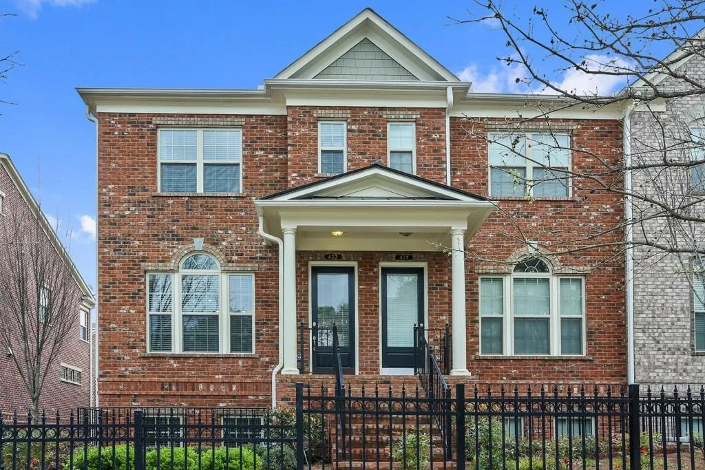 433 Alderwood Street, Sandy Springs, Georgia 30328, 3 Bedrooms Bedrooms, ,3 BathroomsBathrooms,Residential,Sold,433 Alderwood Street,5825984