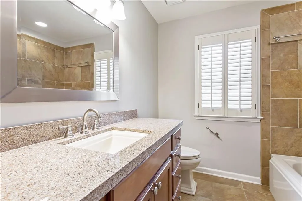 155 Seville Chase, Sandy Springs, Georgia 30328, 5 Bedrooms Bedrooms, ,2 BathroomsBathrooms,Residential,Sold,155 Seville Chase,5979540