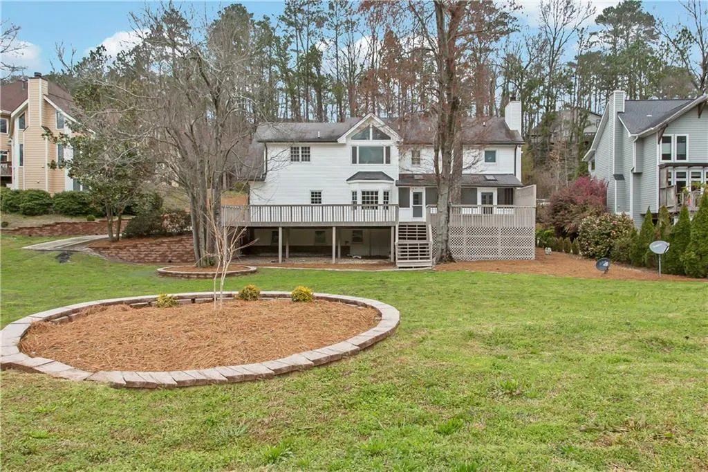 155 Seville Chase, Sandy Springs, Georgia 30328, 5 Bedrooms Bedrooms, ,2 BathroomsBathrooms,Residential,Sold,155 Seville Chase,5979540