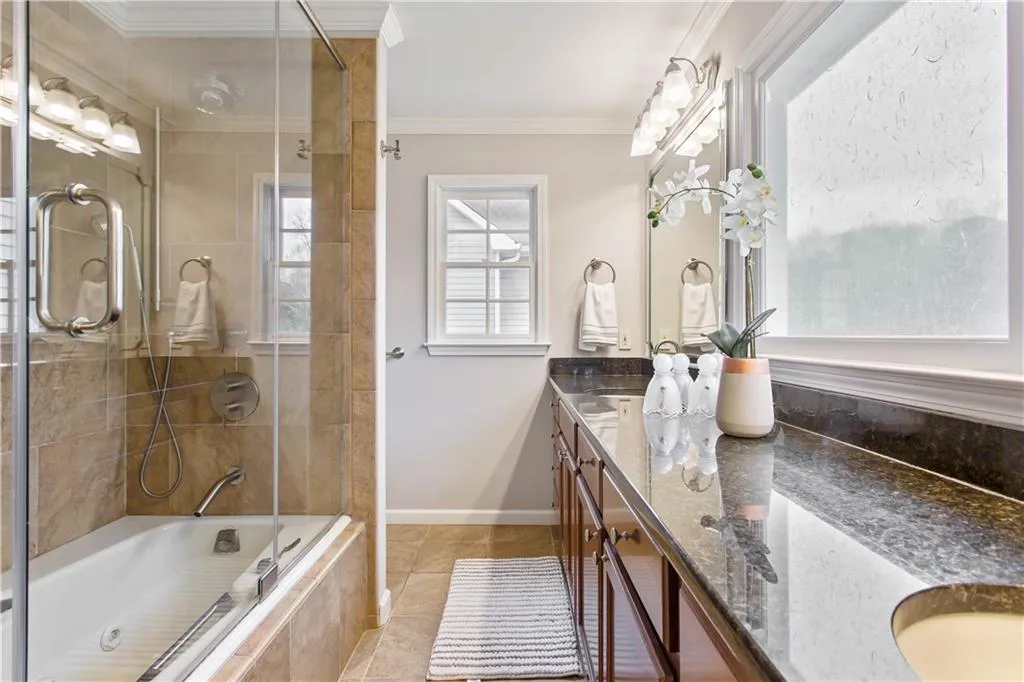 155 Seville Chase, Sandy Springs, Georgia 30328, 5 Bedrooms Bedrooms, ,2 BathroomsBathrooms,Residential,Sold,155 Seville Chase,5979540