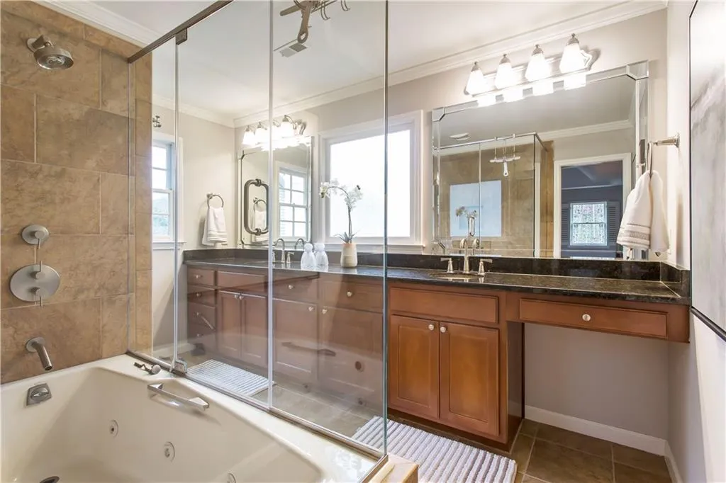 155 Seville Chase, Sandy Springs, Georgia 30328, 5 Bedrooms Bedrooms, ,2 BathroomsBathrooms,Residential,Sold,155 Seville Chase,5979540