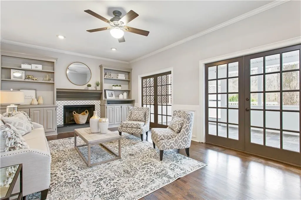 155 Seville Chase, Sandy Springs, Georgia 30328, 5 Bedrooms Bedrooms, ,2 BathroomsBathrooms,Residential,Sold,155 Seville Chase,5979540