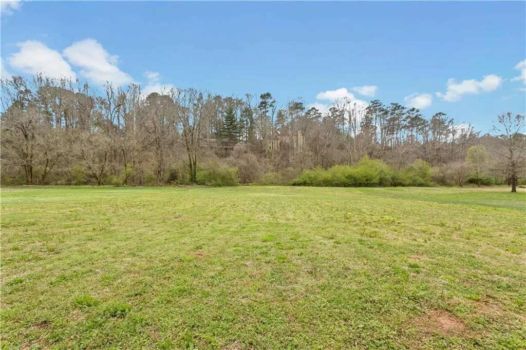 155 Seville Chase, Sandy Springs, Georgia 30328, 5 Bedrooms Bedrooms, ,2 BathroomsBathrooms,Residential,Sold,155 Seville Chase,5979540