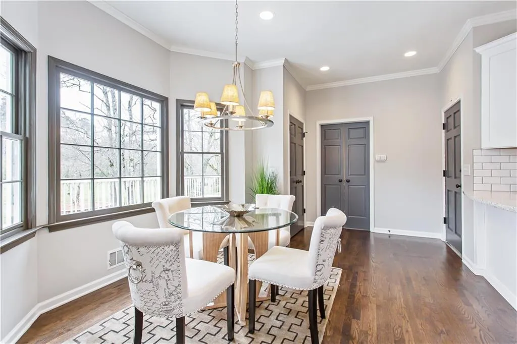 155 Seville Chase, Sandy Springs, Georgia 30328, 5 Bedrooms Bedrooms, ,2 BathroomsBathrooms,Residential,Sold,155 Seville Chase,5979540