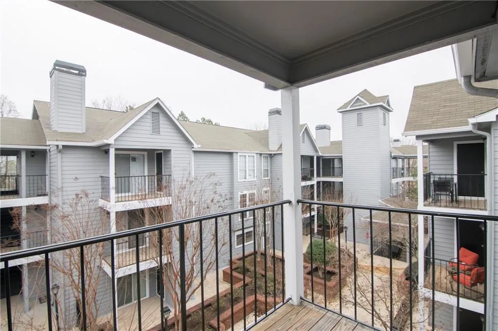 628 Granville Court, Atlanta, Georgia 30328, 1 Bedroom Bedrooms, ,1 BathroomBathrooms,Residential,Sold,628 Granville Court,6742160