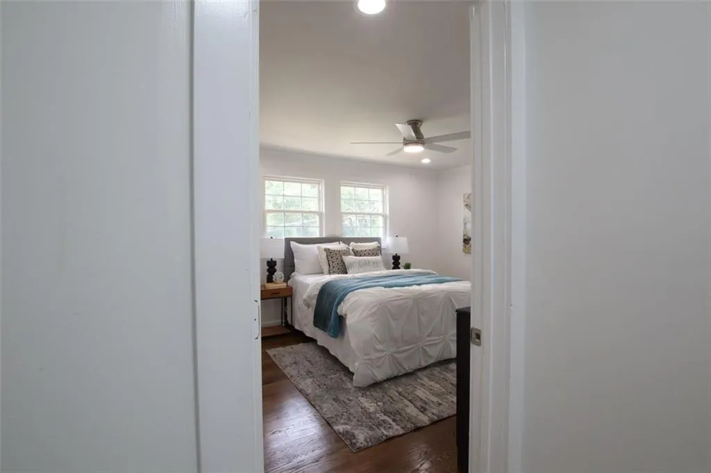 145 Northwood Dr Unit F4, Atlanta, Georgia 30342, 3 Bedrooms Bedrooms, ,2 BathroomsBathrooms,Residential,Sold,145 Northwood Dr Unit F4,7422810