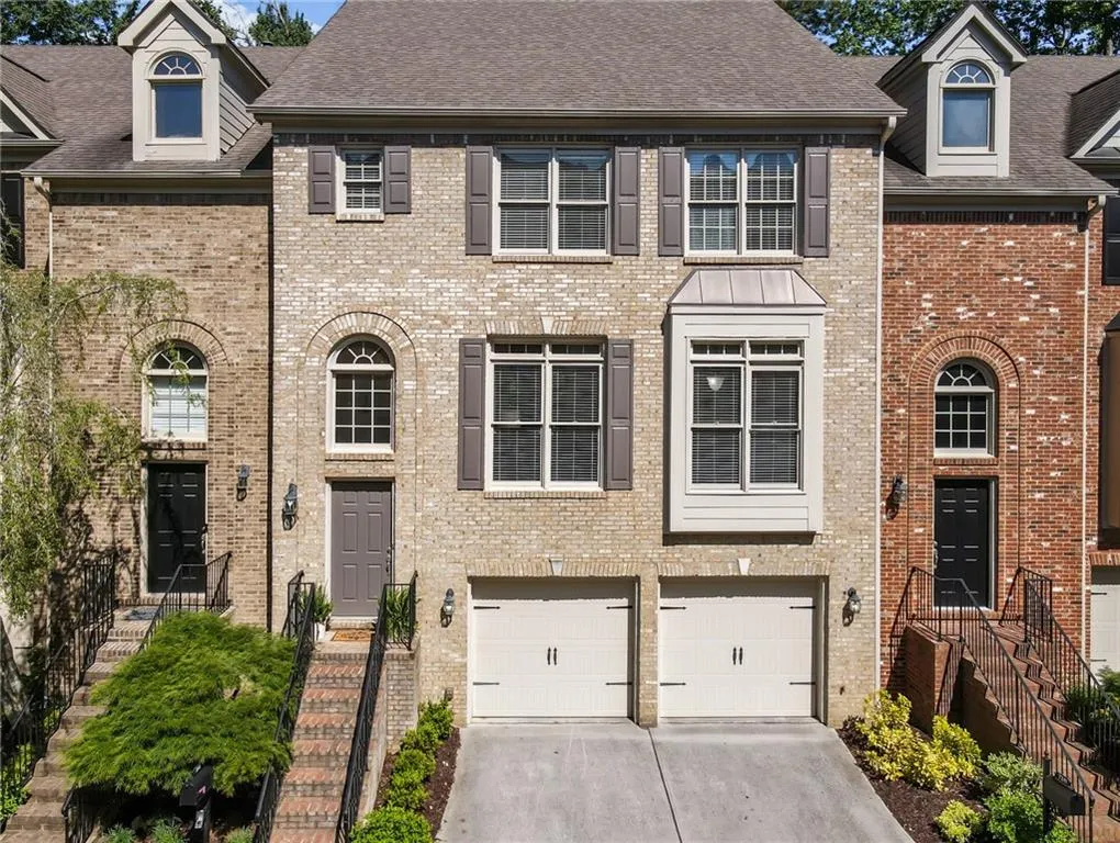 7243 Village Creek Trace, Sandy Springs, Georgia 30328, 4 Bedrooms Bedrooms, ,3 BathroomsBathrooms,Residential,Sold,7243 Village Creek Trace,7047342