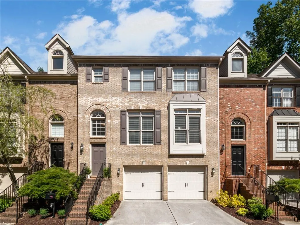 7243 Village Creek Trace, Sandy Springs, Georgia 30328, 4 Bedrooms Bedrooms, ,3 BathroomsBathrooms,Residential,Sold,7243 Village Creek Trace,7047342