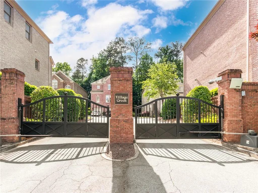 7243 Village Creek Trace, Sandy Springs, Georgia 30328, 4 Bedrooms Bedrooms, ,3 BathroomsBathrooms,Residential,Sold,7243 Village Creek Trace,7047342