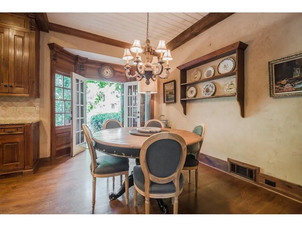 5450 N Powers Ferry Road, Atlanta, Georgia 30327, 5 Bedrooms Bedrooms, ,5 BathroomsBathrooms,Residential,Sold,5450 N Powers Ferry Road,5800378