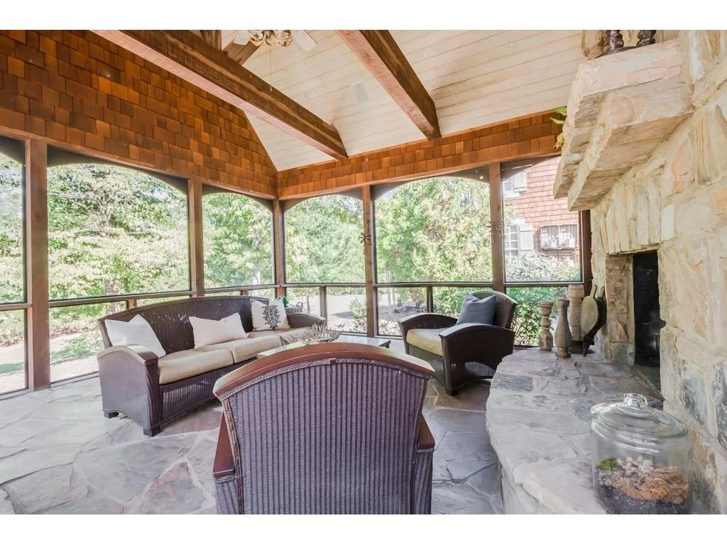 5450 N Powers Ferry Road, Atlanta, Georgia 30327, 5 Bedrooms Bedrooms, ,5 BathroomsBathrooms,Residential,Sold,5450 N Powers Ferry Road,5800378