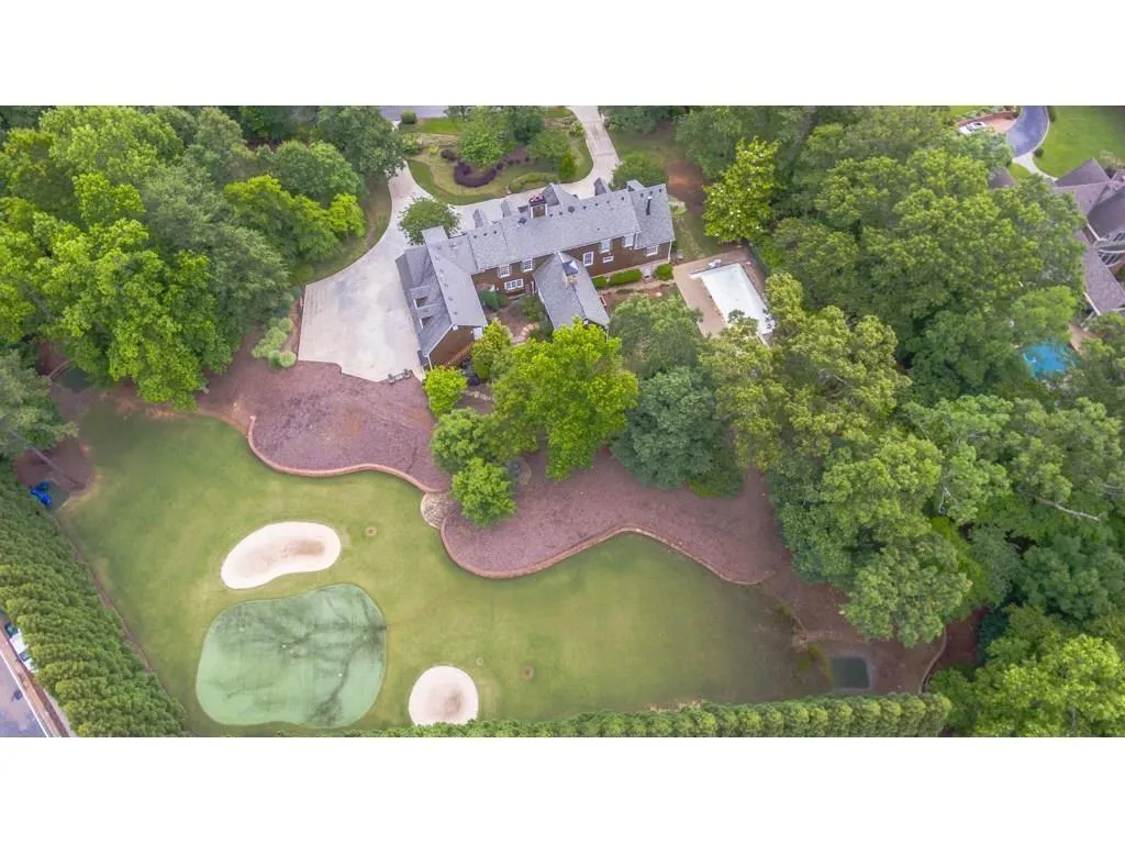 5450 N Powers Ferry Road, Atlanta, Georgia 30327, 5 Bedrooms Bedrooms, ,5 BathroomsBathrooms,Residential,Sold,5450 N Powers Ferry Road,5800378