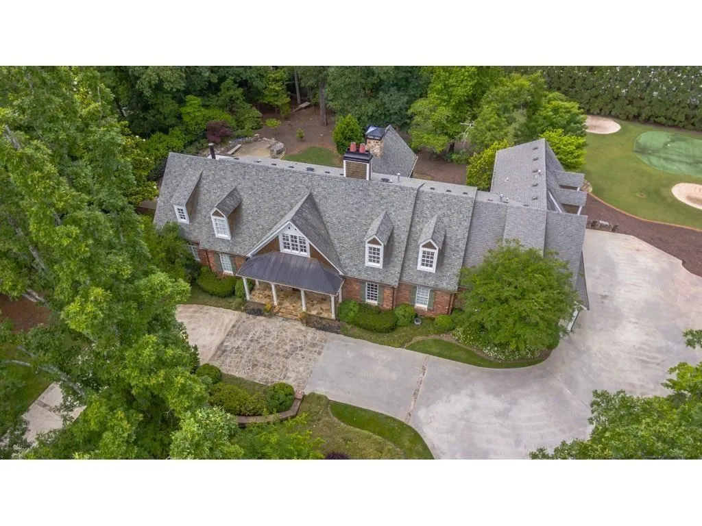 5450 N Powers Ferry Road, Atlanta, Georgia 30327, 5 Bedrooms Bedrooms, ,5 BathroomsBathrooms,Residential,Sold,5450 N Powers Ferry Road,5800378