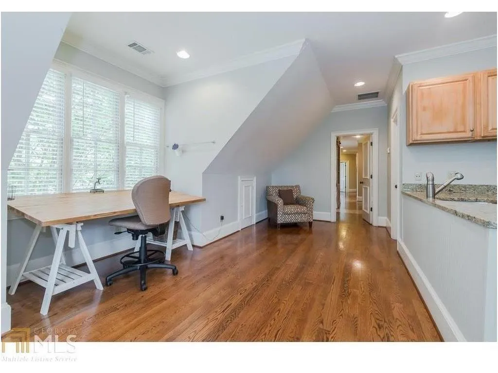 5450 N Powers Ferry Road, Atlanta, Georgia 30327, 5 Bedrooms Bedrooms, ,5 BathroomsBathrooms,Residential,Sold,5450 N Powers Ferry Road,5800378