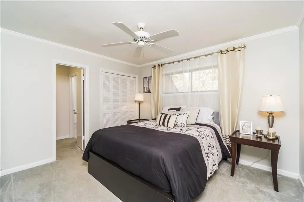 33 Forrest Place, Atlanta, Georgia 30328, 3 Bedrooms Bedrooms, ,2 BathroomsBathrooms,Residential,Sold,33 Forrest Place,6812852