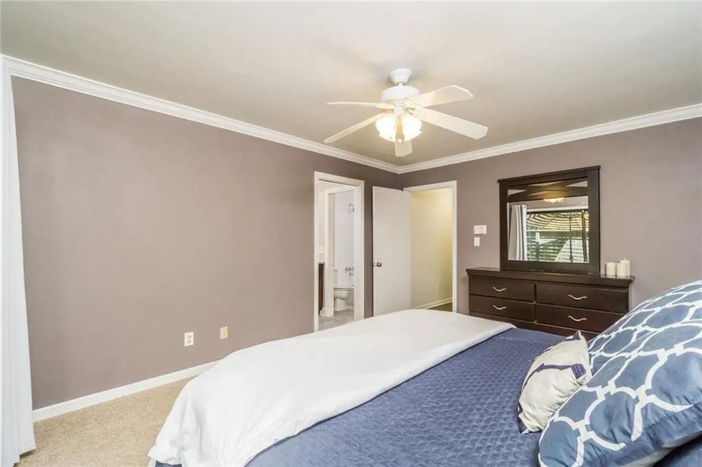 33 Forrest Place, Atlanta, Georgia 30328, 3 Bedrooms Bedrooms, ,2 BathroomsBathrooms,Residential,Sold,33 Forrest Place,6812852