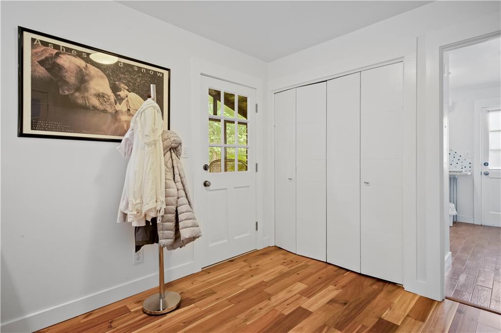 6970 Hunters Branch Drive, Sandy Springs, Georgia 30328, 5 Bedrooms Bedrooms, ,4 BathroomsBathrooms,Residential,Sold,6970 Hunters Branch Drive,7290558