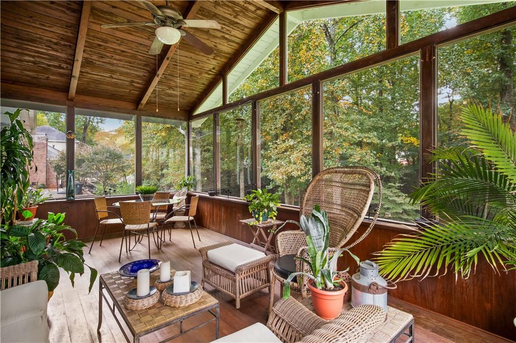 6970 Hunters Branch Drive, Sandy Springs, Georgia 30328, 5 Bedrooms Bedrooms, ,4 BathroomsBathrooms,Residential,Sold,6970 Hunters Branch Drive,7290558