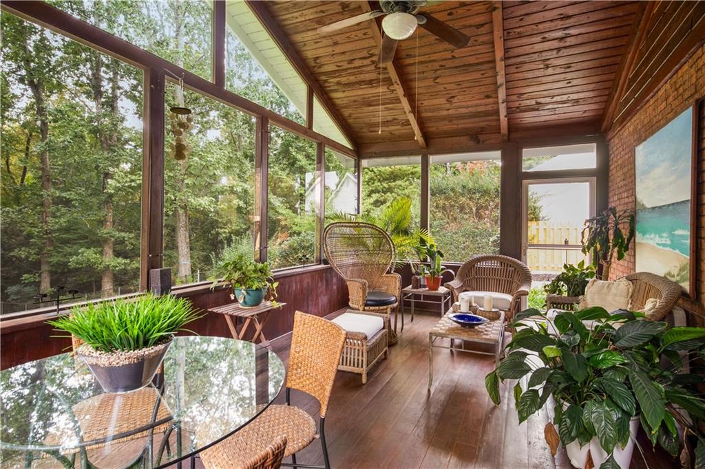 6970 Hunters Branch Drive, Sandy Springs, Georgia 30328, 5 Bedrooms Bedrooms, ,4 BathroomsBathrooms,Residential,Sold,6970 Hunters Branch Drive,7290558