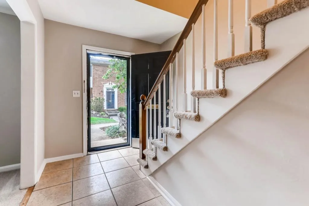 6520 Roswell Road Unit 86, Sandy Springs, Georgia 30328, 3 Bedrooms Bedrooms, ,2 BathroomsBathrooms,Residential,Sold,6520 Roswell Road Unit 86,6040991