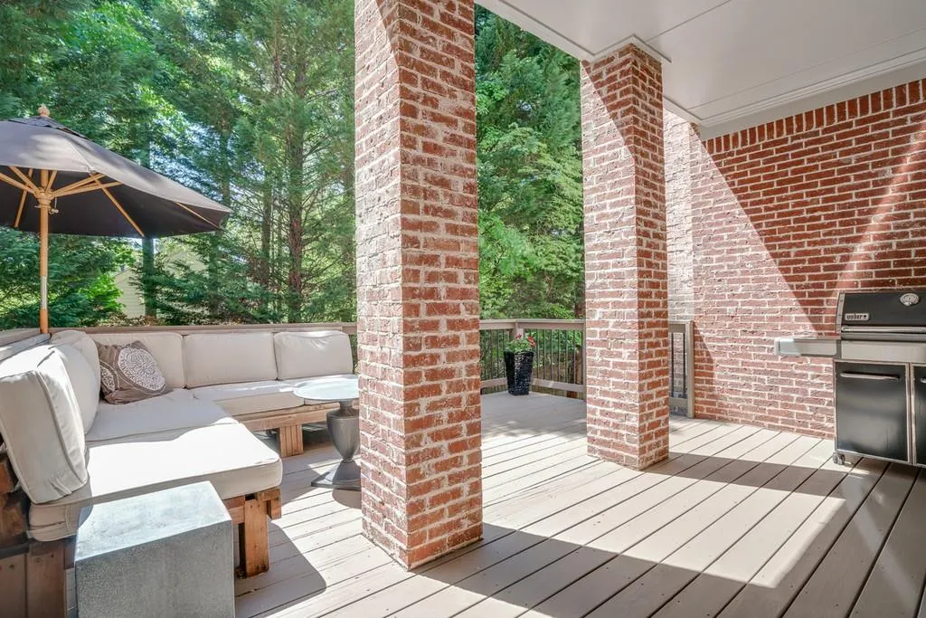 7267 Village Creek Trace, Atlanta, Georgia 30328, 4 Bedrooms Bedrooms, ,3 BathroomsBathrooms,Residential,Sold,7267 Village Creek Trace,6542560