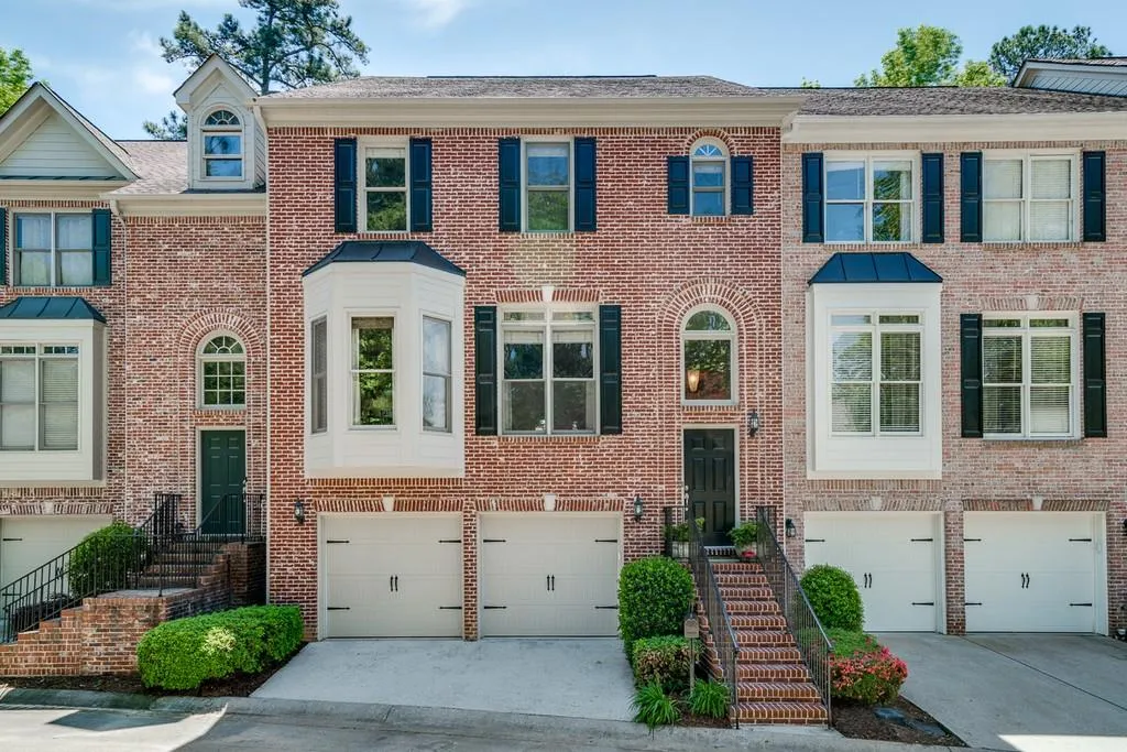 7267 Village Creek Trace, Atlanta, Georgia 30328, 4 Bedrooms Bedrooms, ,3 BathroomsBathrooms,Residential,Sold,7267 Village Creek Trace,6542560
