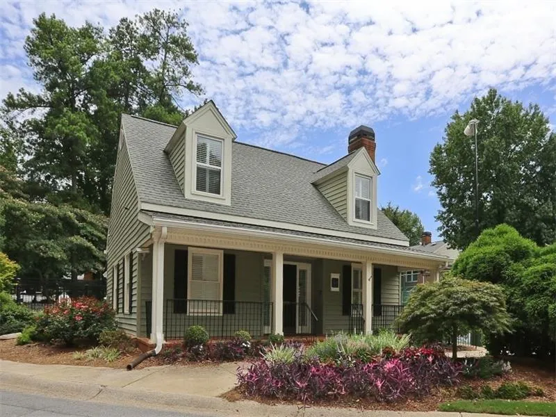 97 Mount Vernon Circle, Atlanta, Georgia 30338, 2 Bedrooms Bedrooms, ,2 BathroomsBathrooms,Residential,Sold,97 Mount Vernon Circle,5748771