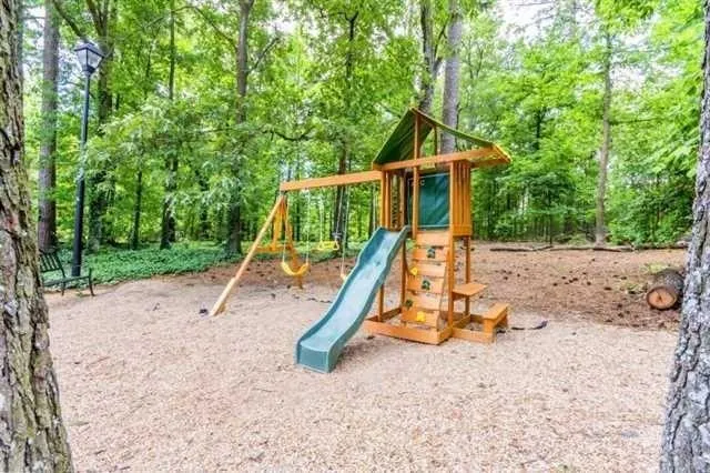 97 Mount Vernon Circle, Atlanta, Georgia 30338, 2 Bedrooms Bedrooms, ,2 BathroomsBathrooms,Residential,Sold,97 Mount Vernon Circle,5748771