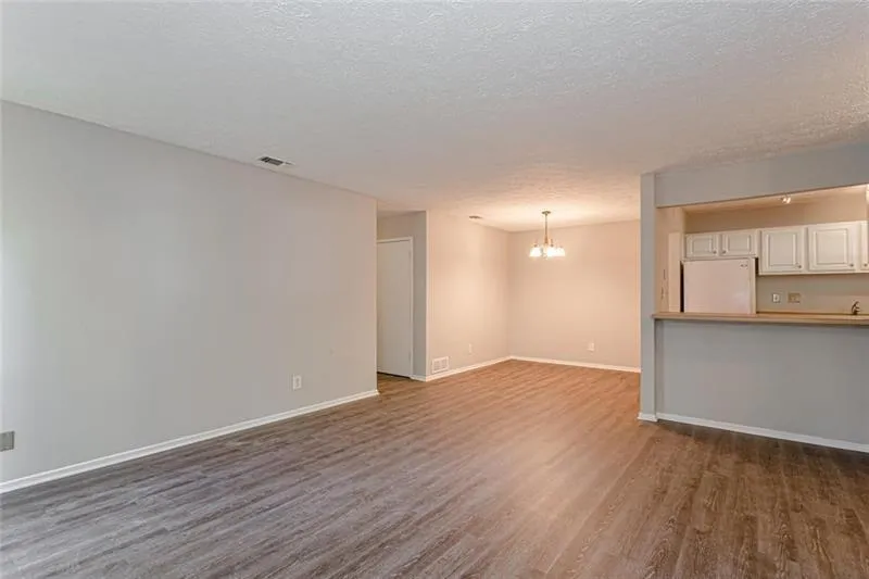 6818 Glenridge Drive Unit A, Sandy Springs, Georgia 30328, 2 Bedrooms Bedrooms, ,2 BathroomsBathrooms,Residential,Sold,6818 Glenridge Drive Unit A,6726114