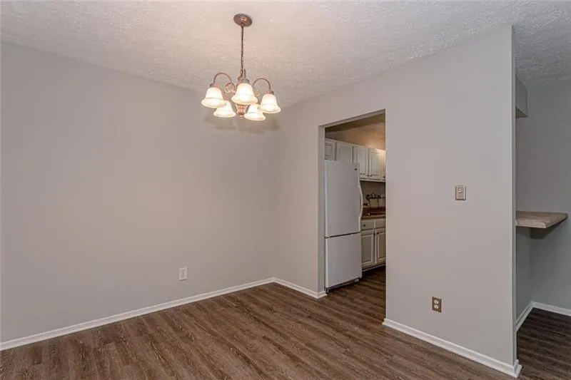 6818 Glenridge Drive Unit A, Sandy Springs, Georgia 30328, 2 Bedrooms Bedrooms, ,2 BathroomsBathrooms,Residential,Sold,6818 Glenridge Drive Unit A,6726114