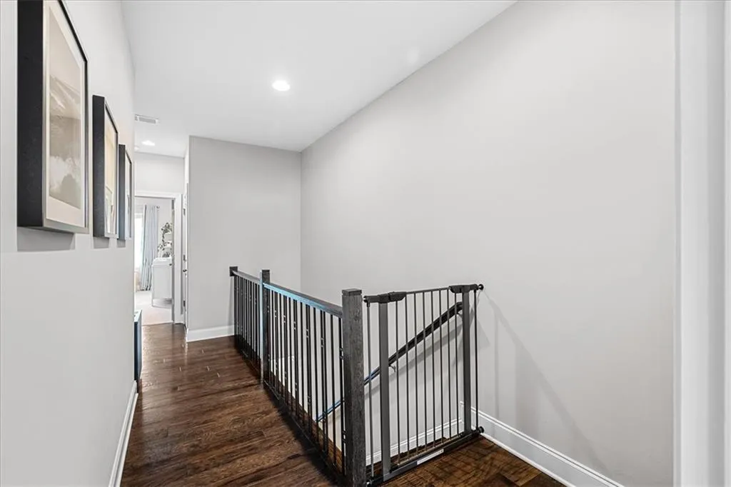 54 Yorkshire Place, Atlanta, Georgia 30328, 3 Bedrooms Bedrooms, ,3 BathroomsBathrooms,Residential,Sold,54 Yorkshire Place,7229244 54 Yorkshire Place, Atlanta, Georgia 30328, 3 Bedrooms Bedrooms, ,3 BathroomsBathrooms,Residential,Sold,54 Yorkshire Place,7229244