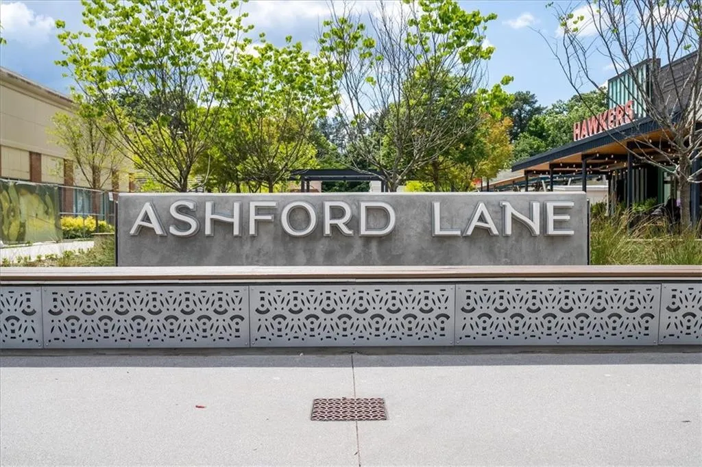 54 Yorkshire Place, Atlanta, Georgia 30328, 3 Bedrooms Bedrooms, ,3 BathroomsBathrooms,Residential,Sold,54 Yorkshire Place,7229244 54 Yorkshire Place, Atlanta, Georgia 30328, 3 Bedrooms Bedrooms, ,3 BathroomsBathrooms,Residential,Sold,54 Yorkshire Place,7229244