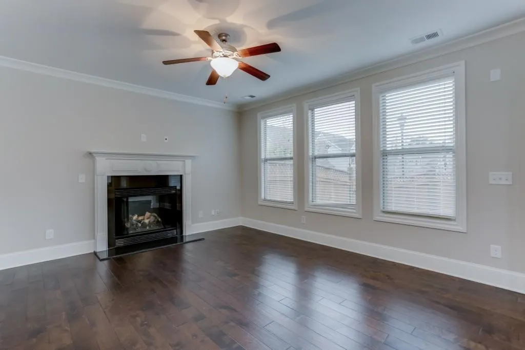7600 Highland Bluff, Sandy Springs, Georgia 30328, 4 Bedrooms Bedrooms, ,2 BathroomsBathrooms,Residential,Sold,7600 Highland Bluff,6101086