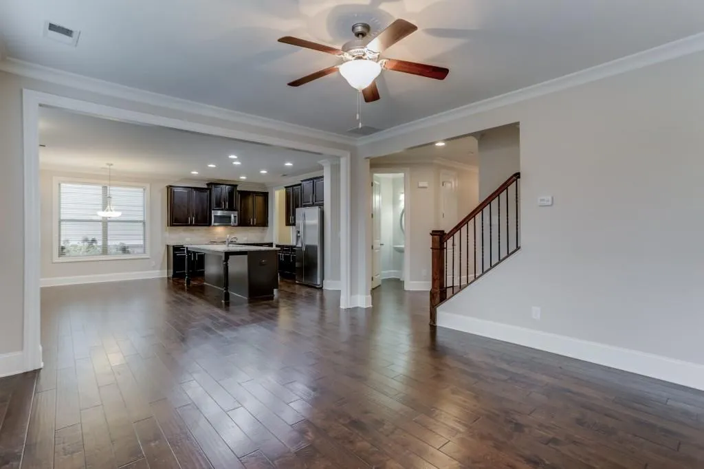 7600 Highland Bluff, Sandy Springs, Georgia 30328, 4 Bedrooms Bedrooms, ,2 BathroomsBathrooms,Residential,Sold,7600 Highland Bluff,6101086