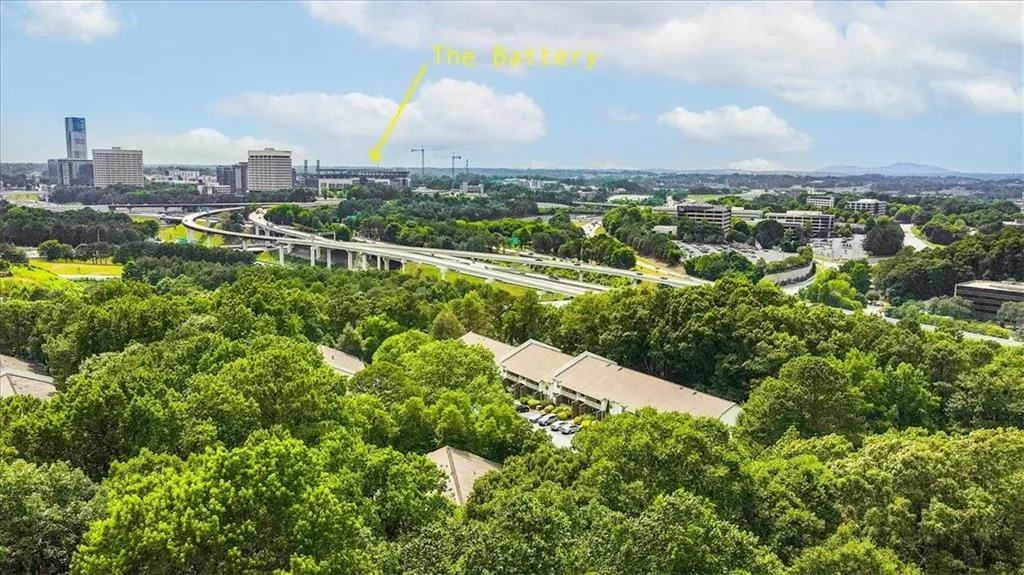 1217 Highland Bluff Drive Se, Atlanta, Georgia 30339, 2 Bedrooms Bedrooms, ,2 BathroomsBathrooms,Residential,For Sale,1217 Highland Bluff Drive Se,7662651