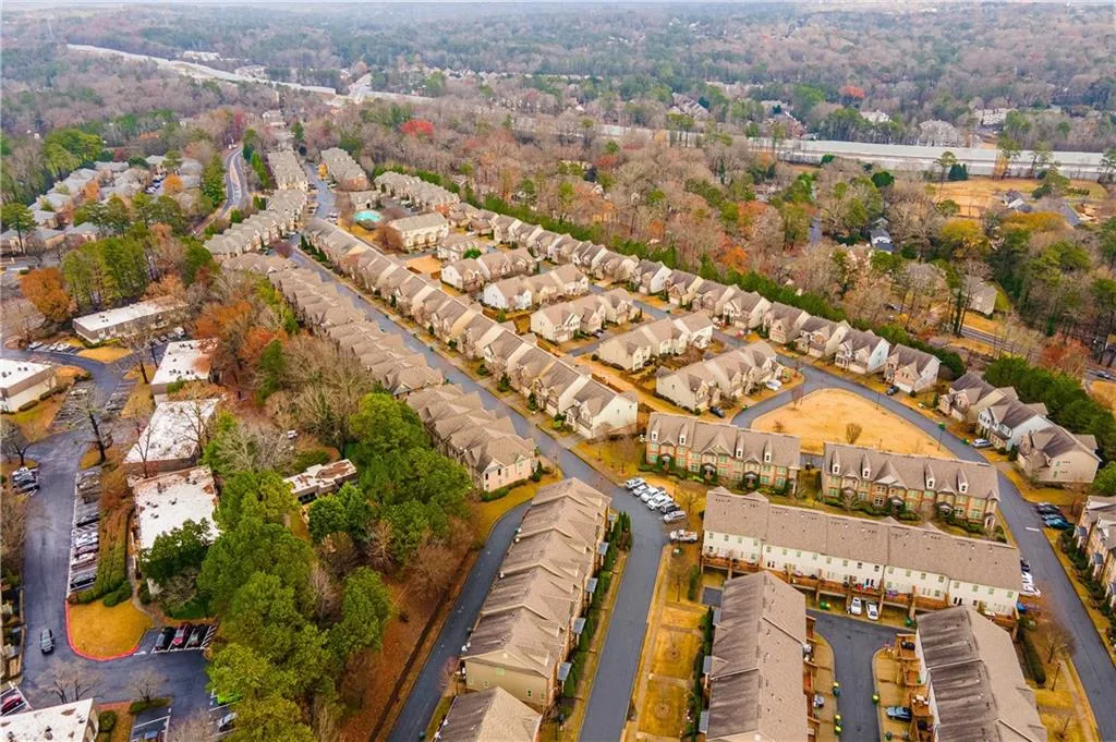 7385 Highland Bluff, Atlanta, Georgia 30328, 3 Bedrooms Bedrooms, ,3 BathroomsBathrooms,Residential,Sold,7385 Highland Bluff,7151123